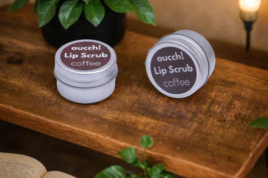 LIP SCRUB – ERASE DARKNESS, REVIVE YOUR NATURAL COLOR